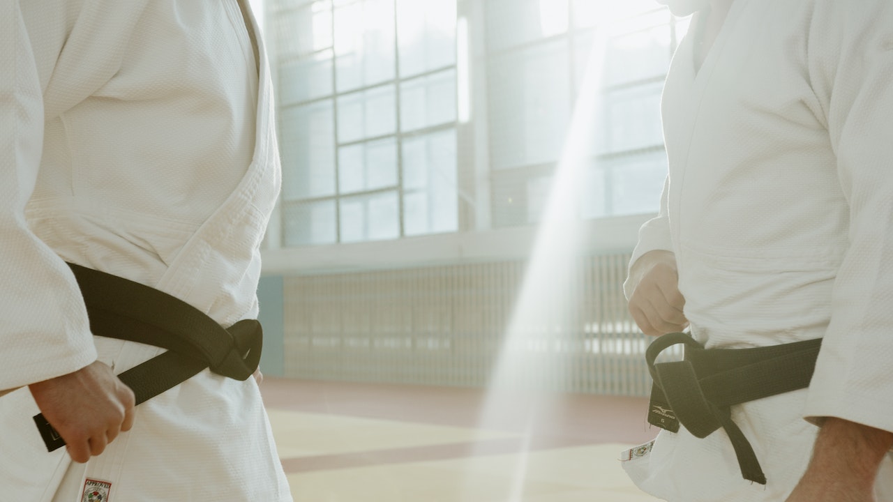 What is the average time to get a black belt in Karate?